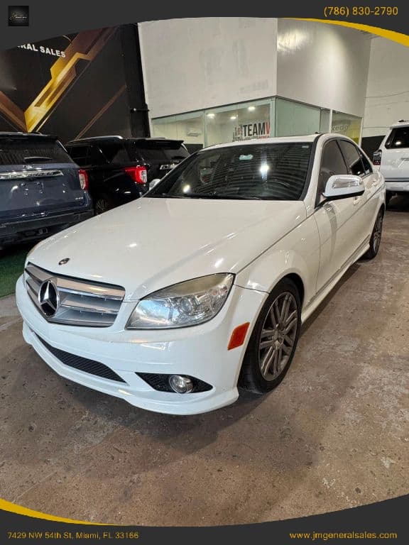 2009 Mercedes-Benz C Class — photo 1
